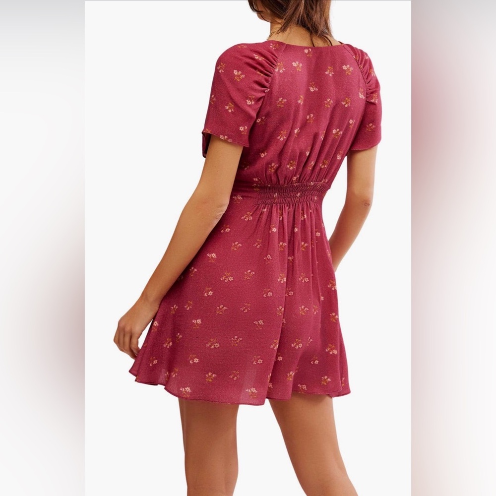 NWT Free People Everyone’s Favorite Minidress Red Floral M - Picture 2 of 9